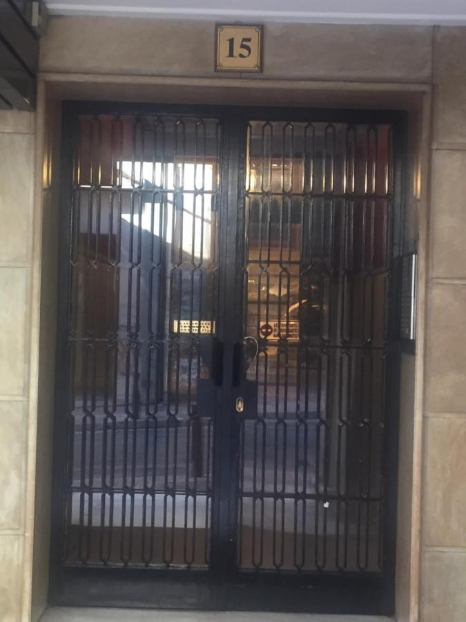 Aris Apartment Атина Екстериор снимка